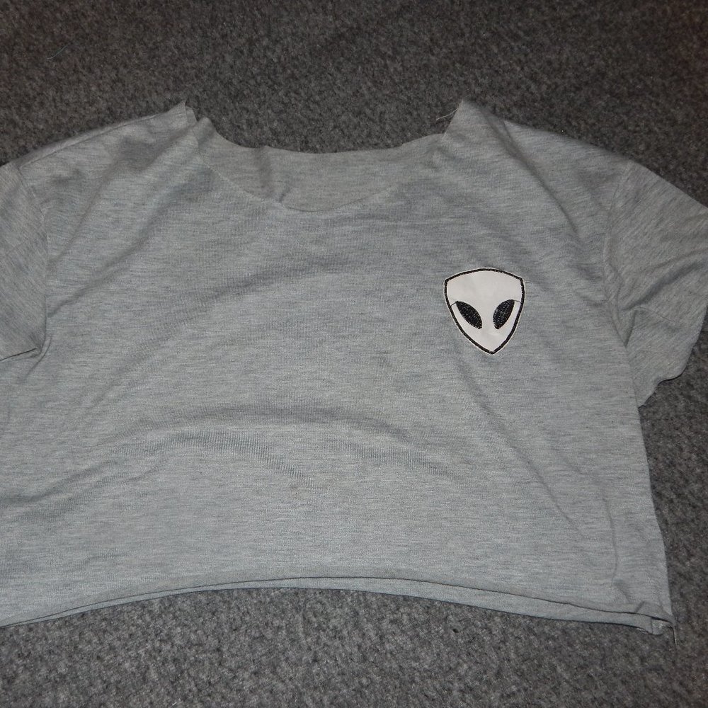 GREY CROP TOP